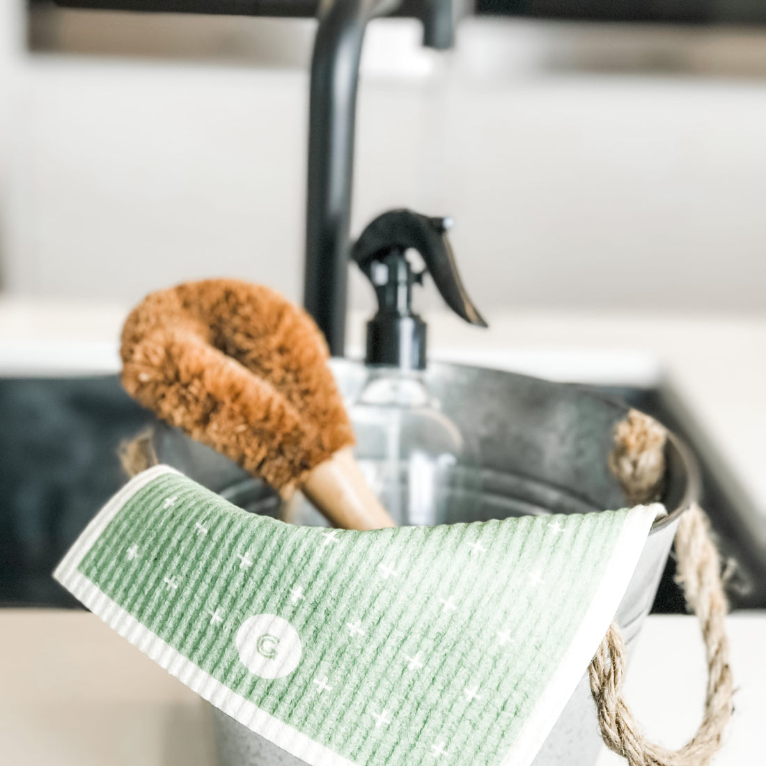 Coronavirus: 3 Things You Need To Know When Cleaning Your Surfaces For Covid-19 and Which Products To Use
