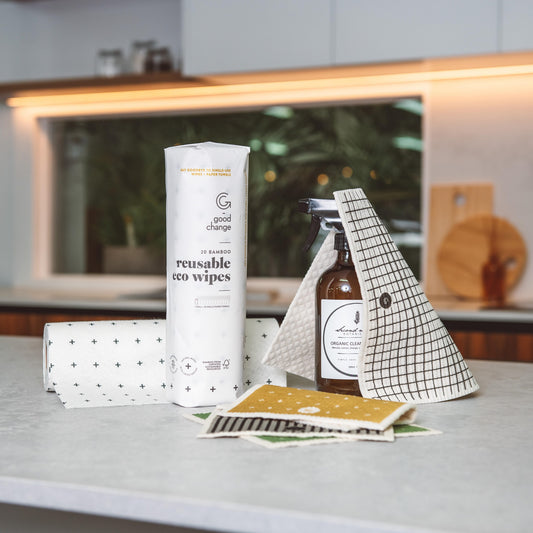 How to Make Your Home Clean and Cozy in 10 Minutes Before Guests Arrive